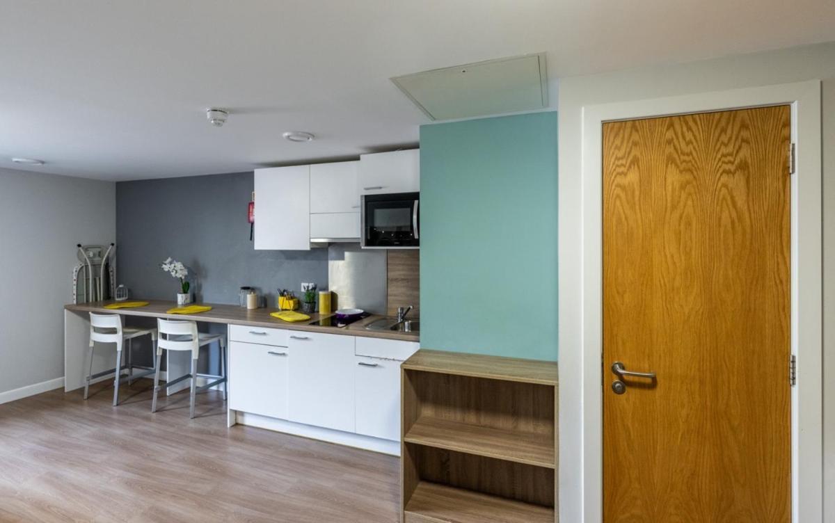 Joivy Affordable Edinburgh - Adults Only 호텔 외부 사진
